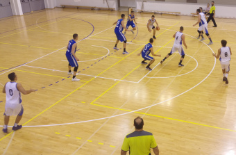 Hullámzó teljesítmény, papírforma vereség