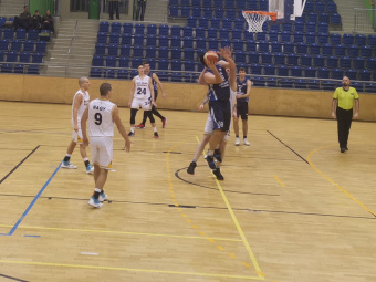 Jó kezdés, majd szétesés