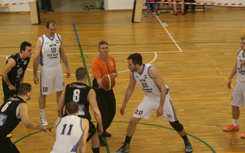 Megszereztük a bajnok skalpját image 3 003.jpg