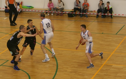 Megszereztük a bajnok skalpját image 4 006.jpg