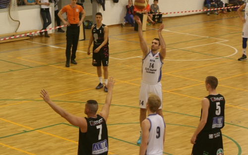 Megszereztük a bajnok skalpját image 34 068.jpg