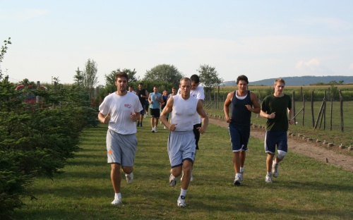 Zajlik az alapozás image 1 img_0695.jpg