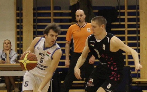 Megszereztük a bajnok skalpját image 93 kosar-meccs_torokbalint-2015.03.21_008.jpg