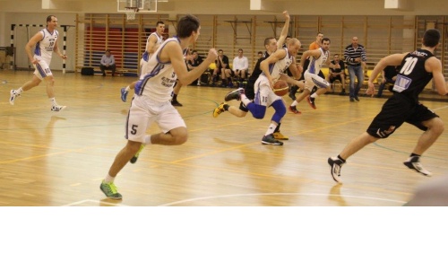 Megszereztük a bajnok skalpját image 94 kosar-meccs_torokbalint-2015.03.21_009.jpg