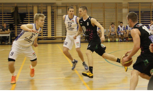 Megszereztük a bajnok skalpját image 98 kosar-meccs_torokbalint-2015.03.21_045.jpg