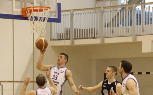 Megszereztük a bajnok skalpját image 106 kosar-meccs_torokbalint-2015.03.21_075.jpg