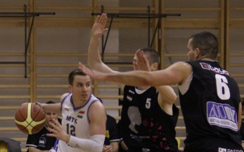 Megszereztük a bajnok skalpját image 120 kosar-meccs_torokbalint-2015.03.21_129.jpg