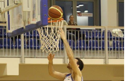 Megszereztük a bajnok skalpját image 127 kosar-meccs_torokbalint-2015.03.21_151.jpg