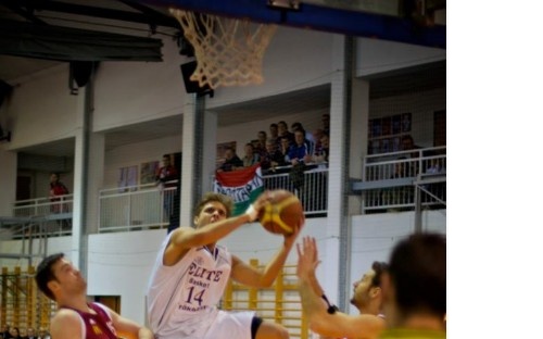 Heroikus küzdés, szenzációs győzelem image 18 mtk-torokbalint_salgotarjan_28.jpg