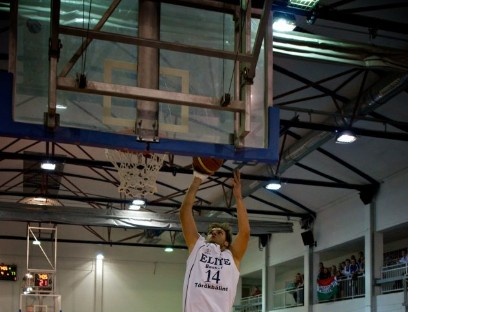 Heroikus küzdés, szenzációs győzelem image 21 mtk-torokbalint_salgotarjan_31.jpg